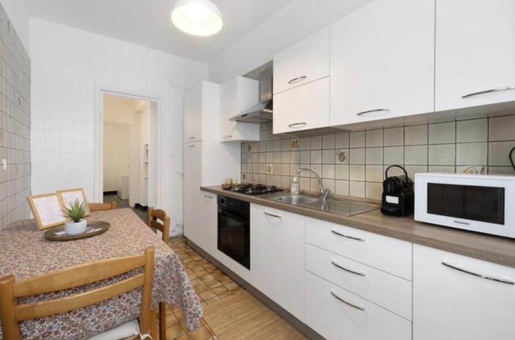 Apartment Ca Adri , In Posizione Strategica Per Godere Delle E Dei Sentieri Outdoor ! Finale Ligure